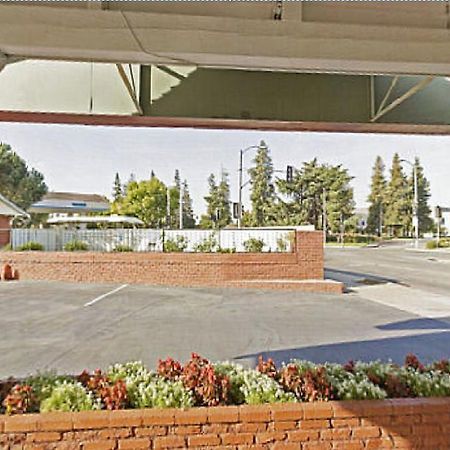 Americas Best Value Inn - Livermore Bagian luar foto