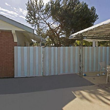 Americas Best Value Inn - Livermore Bagian luar foto