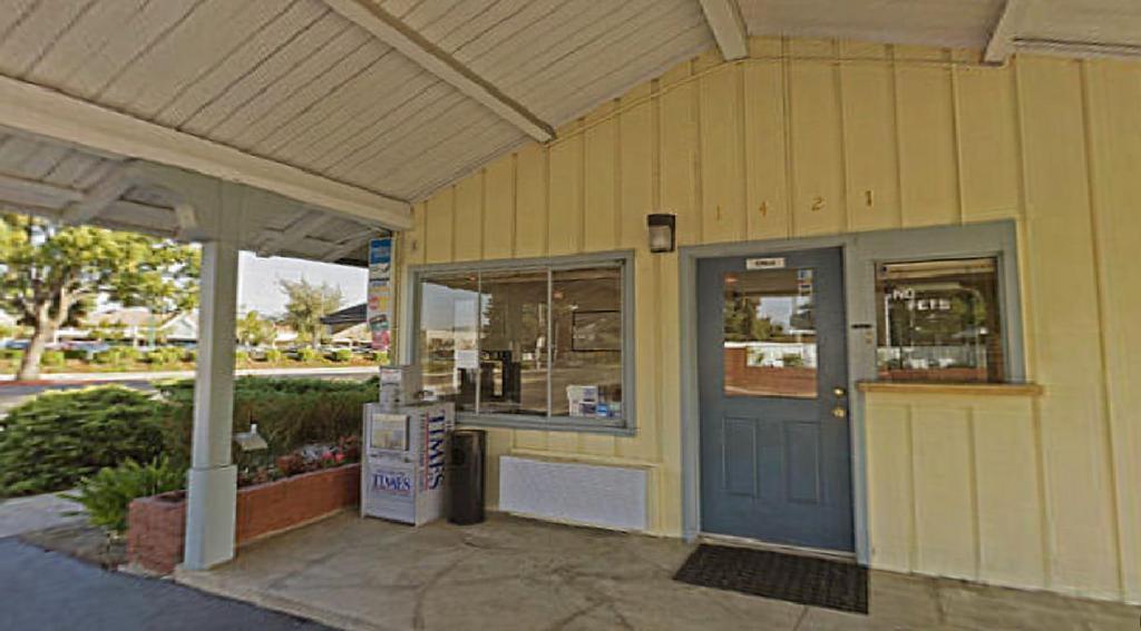 Americas Best Value Inn - Livermore Bagian luar foto